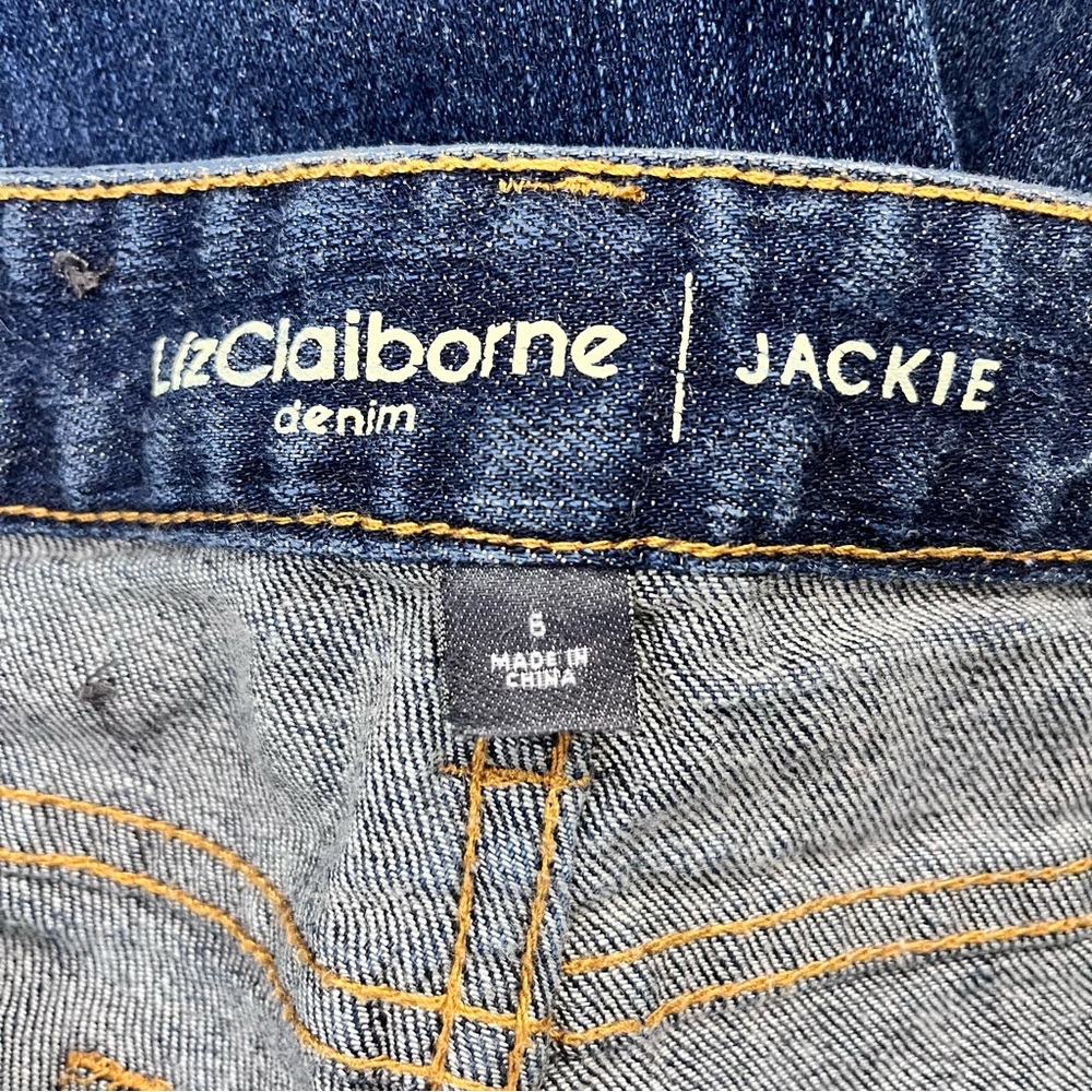 Liz Claiborne Dark Blue Flare Jeans size 6 - Picture 5 of 6